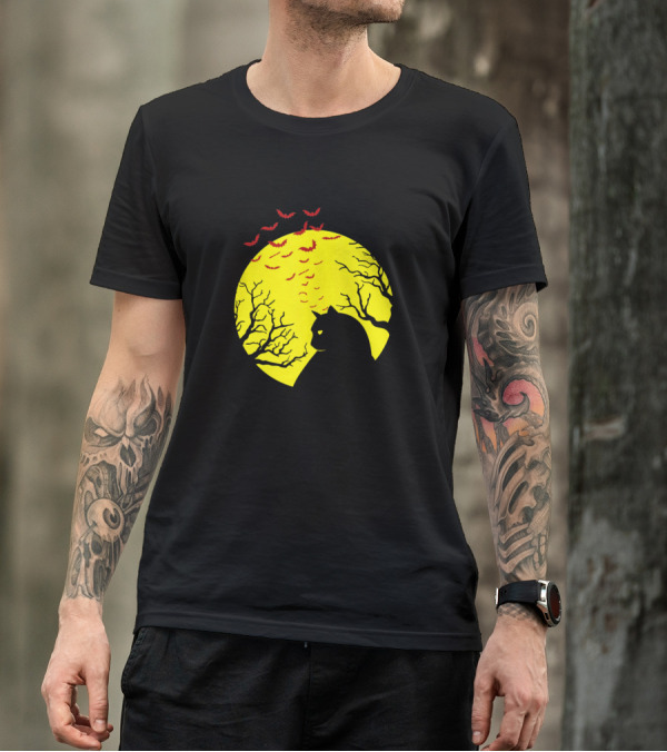 Cat Bats Halloween Night Haunted Full Moon Superstition T-Shirt