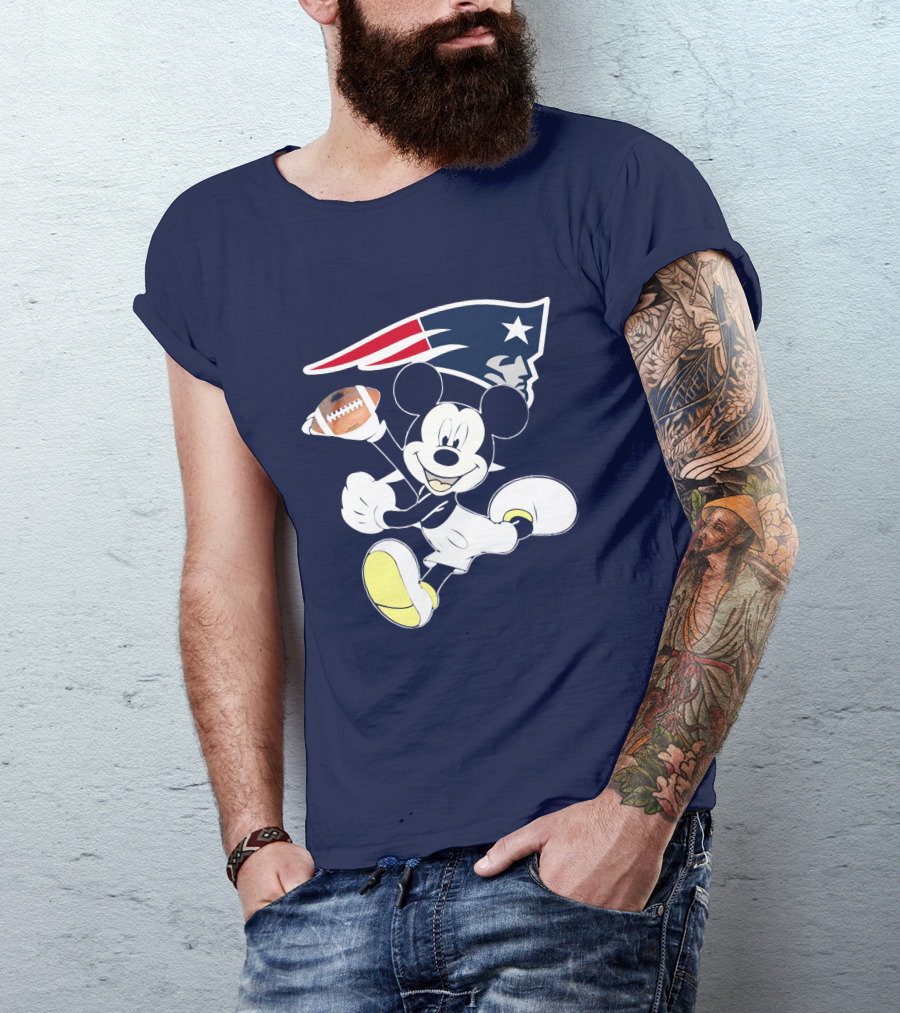 Mickey Patriots Football Fan Crossover With Iconic New England T-Shirt