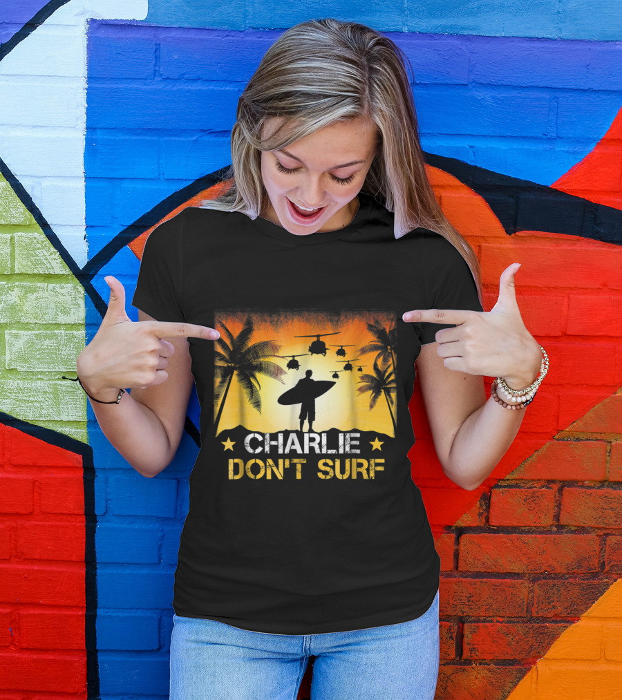Apocalypse Now Charlie Don't Surf Vietnam War Helicopters Tropical Sunset T-Shirt