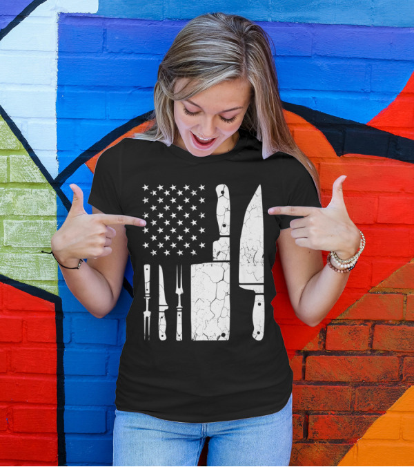 Cracked Vintage Knife Set American Flag Chef Cooking Concept T-Shirt