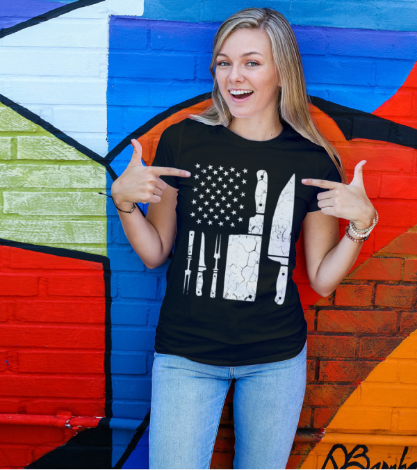 Cracked Vintage Knife Set American Flag Chef Cooking Concept T-Shirt