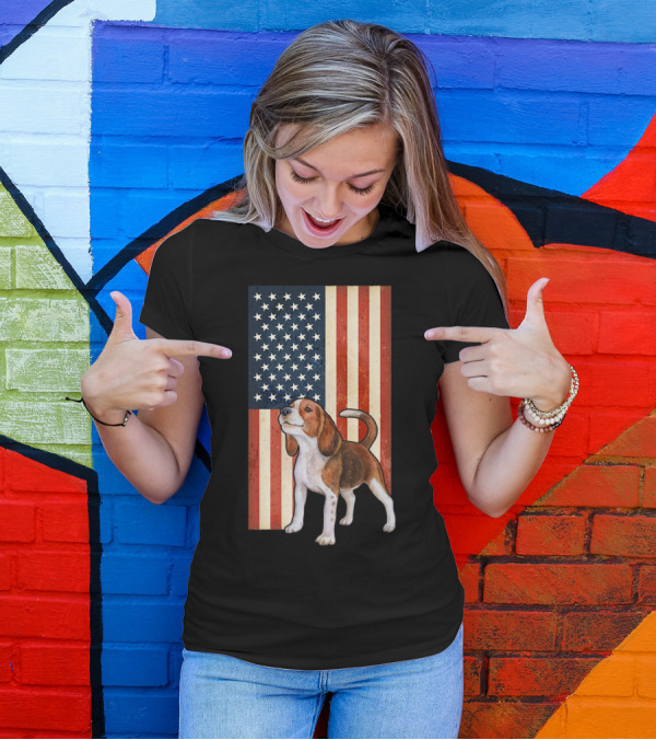 Beagle In Front Of USA Flag Fourth Of July Patriot T-Shirt