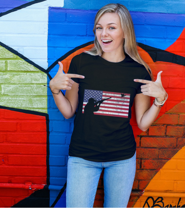 Fourth Of July 4th American Flag With Duck Hunting T-Shirt