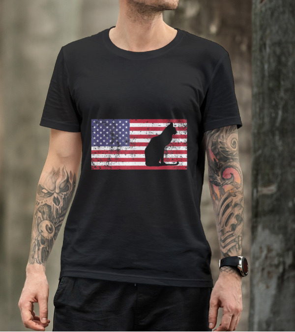 Cat Silhouette On Distressed American Flag For 4th Of July Meowica T-Shirt