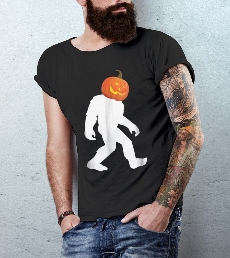 Bigfoot Halloween Costume Sasquatch With Jack-O'-Lantern Head T-Shirt