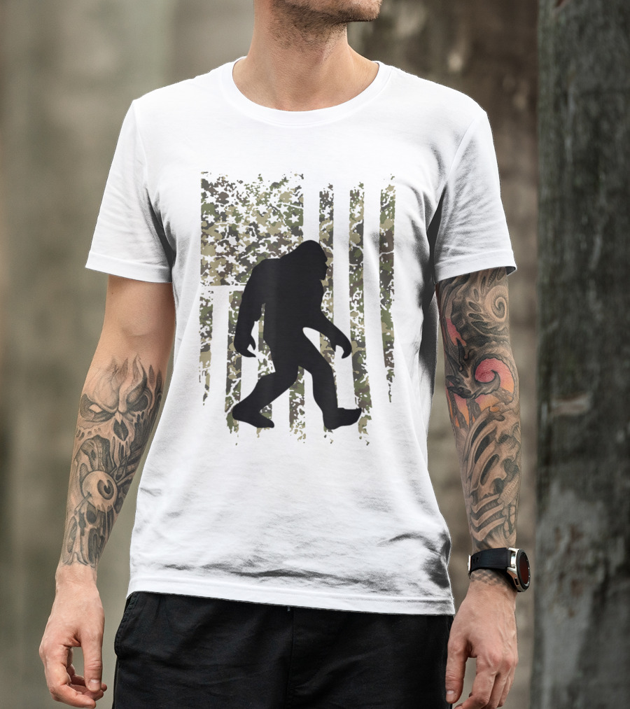 I Believe Bigfoot Sasquatch Camo Flag Patriotic Forest Walk T-Shirt