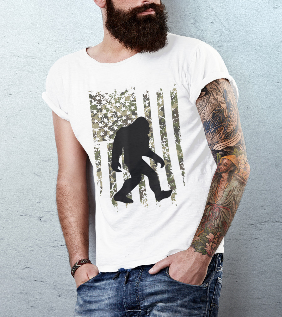 I Believe Bigfoot Sasquatch Camo Flag Patriotic Forest Walk T-Shirt