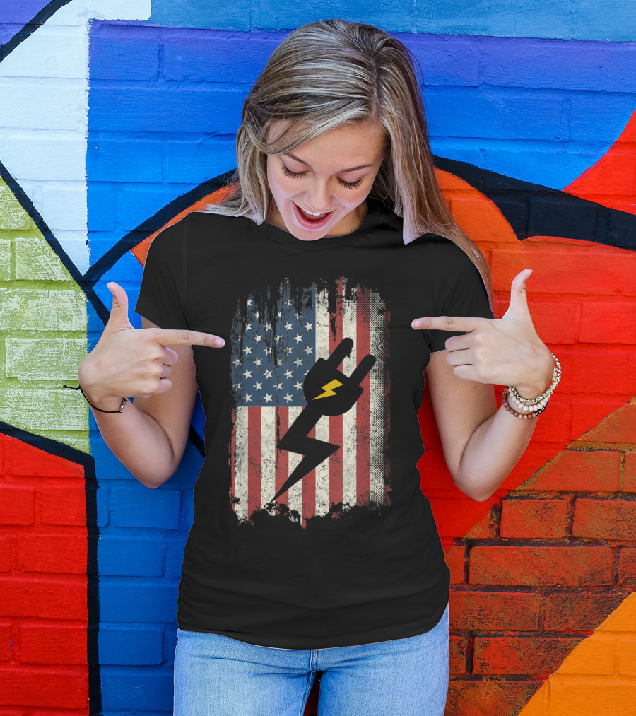 Electrician American Flag With Lightning Bolt Plug T-Shirt