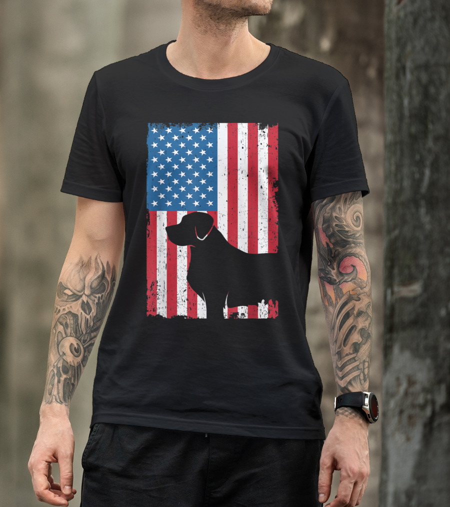 Golden Retriever Silhouette On Vintage American Flag Patriotic T-Shirt