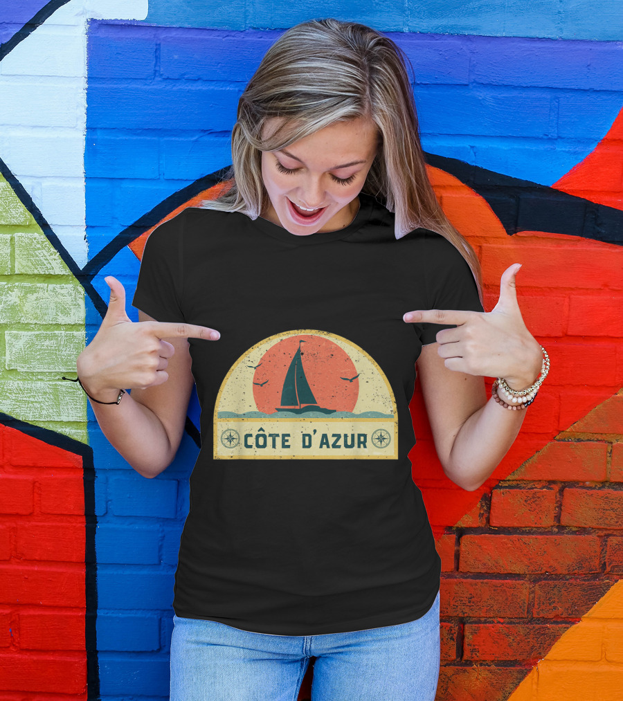 Côte D'Azur Vintage Sailing Adventure With Sunset And Seagulls T-Shirt