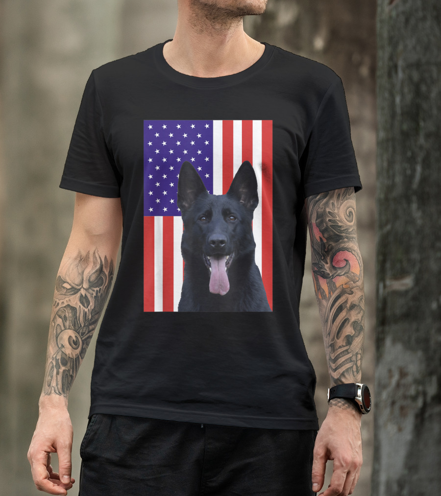 Black German Shepherd With USA Flag Background T-Shirt