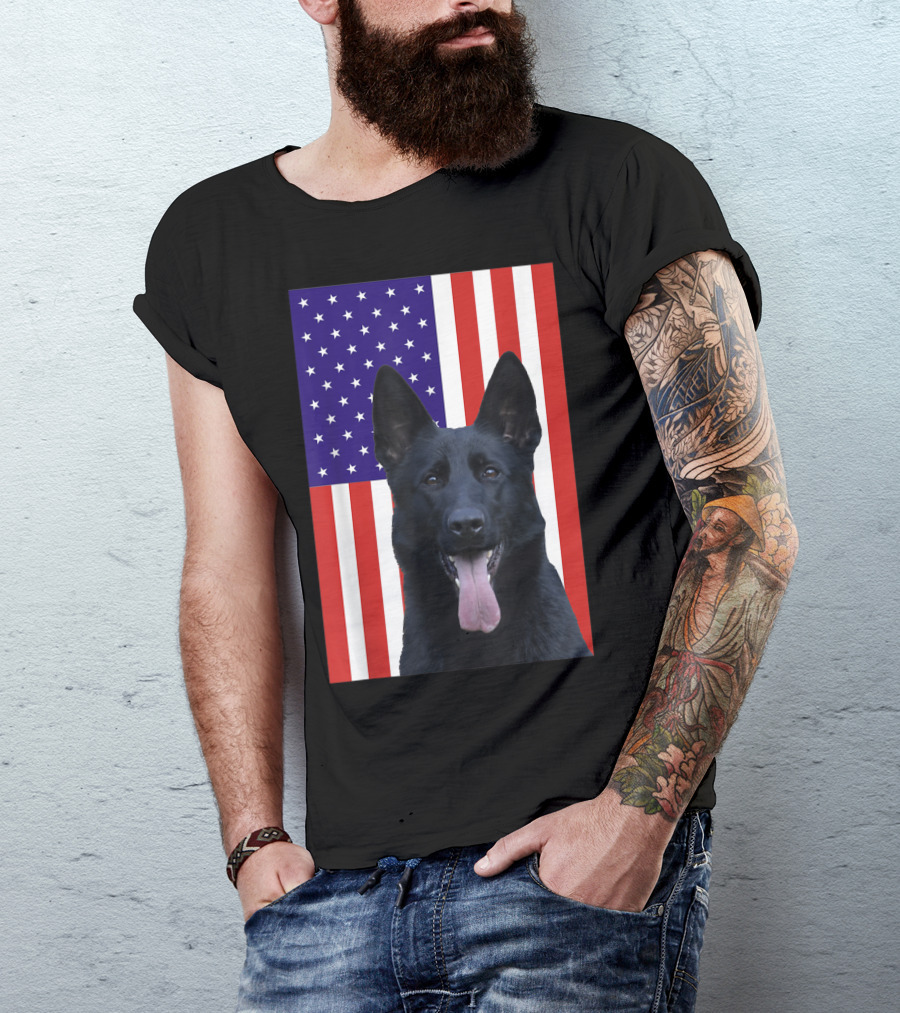 Black German Shepherd With USA Flag Background T-Shirt