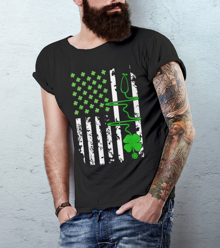 St Patrick's Day Irish Nurse Shamrock Flag With Stethoscope T-Shirt