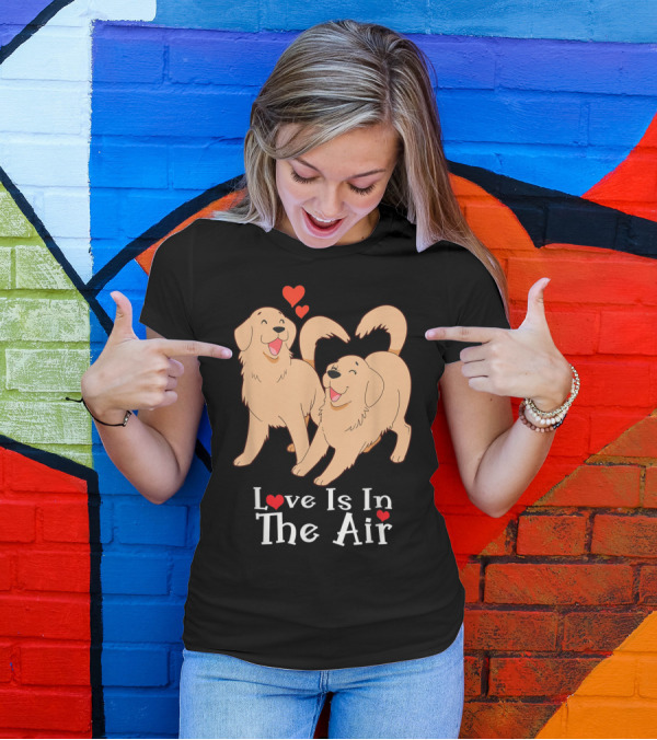 Love Is In The Air Golden Retriever Hearts T-Shirt