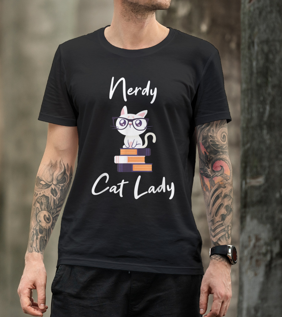 Nerdy Cat Lady Book Lover Cat Cat Lover Reading Kitt T-Shirt