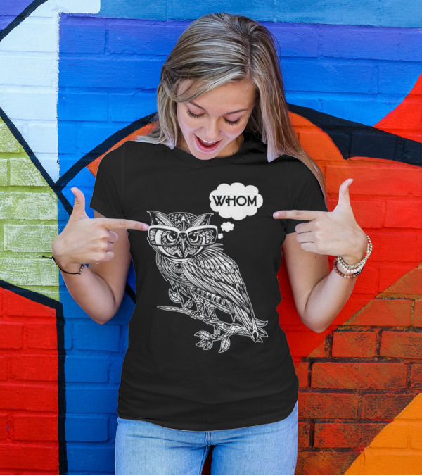 Owl With Glasses Thinking 'Whom' Grammar Bookworm T-Shirt