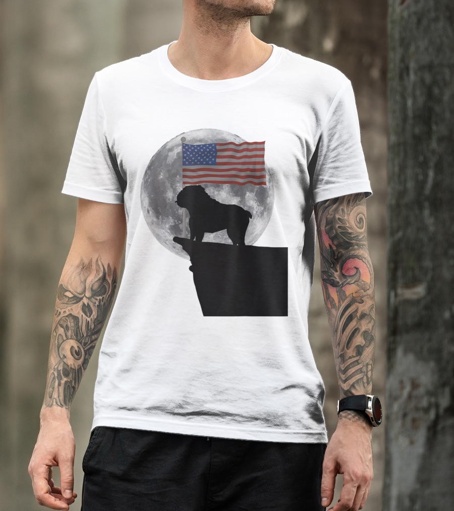 English Bulldog Silhouette With American Flag And Moon Background T-Shirt
