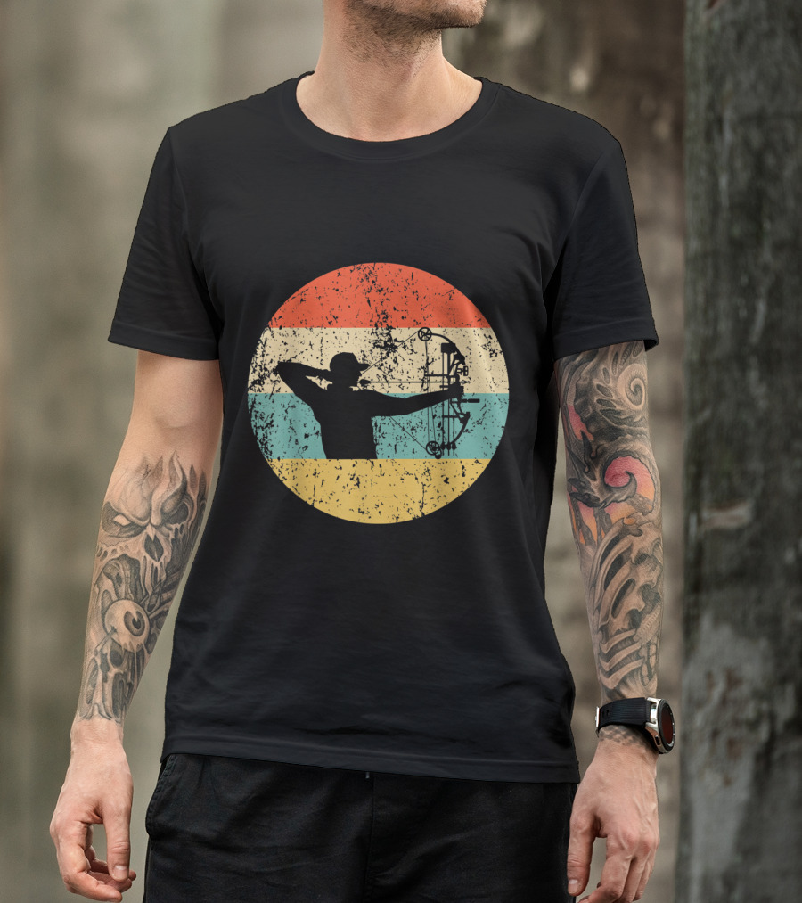 Silhouette Archer Bow Hunting Vintage Retro Stripes T-Shirt