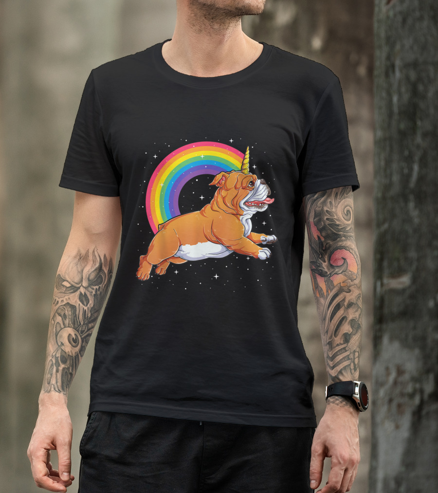English Bulldog With Unicorn Horn And Colorful Rainbow Background T-Shirt