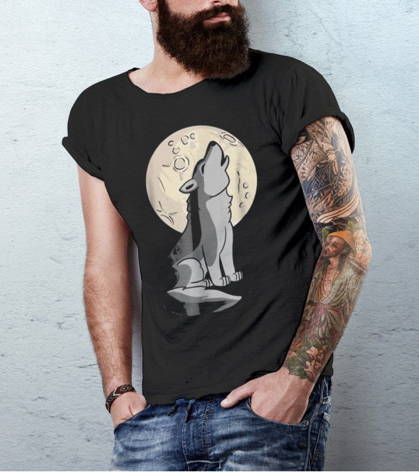 Cute Baby Wolf Howling At The Moon Costume T-Shirt