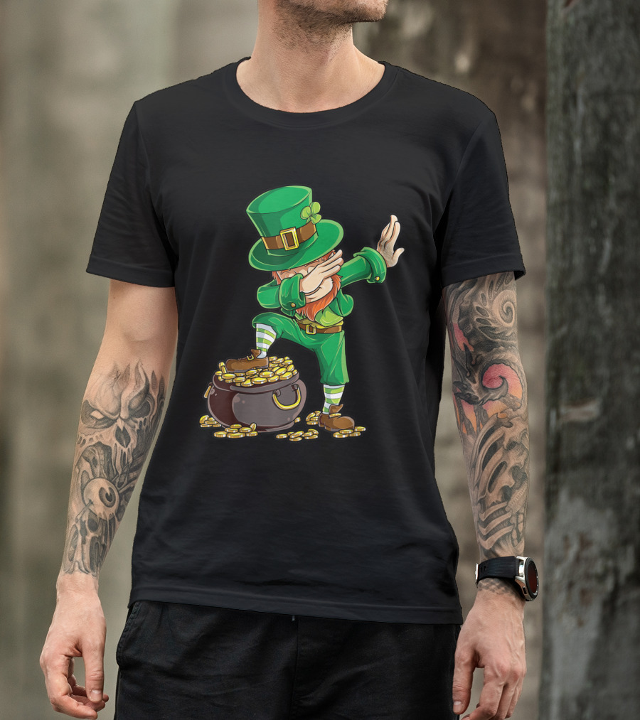 Leprechaun Dabbing On Pot Of Gold T-Shirt