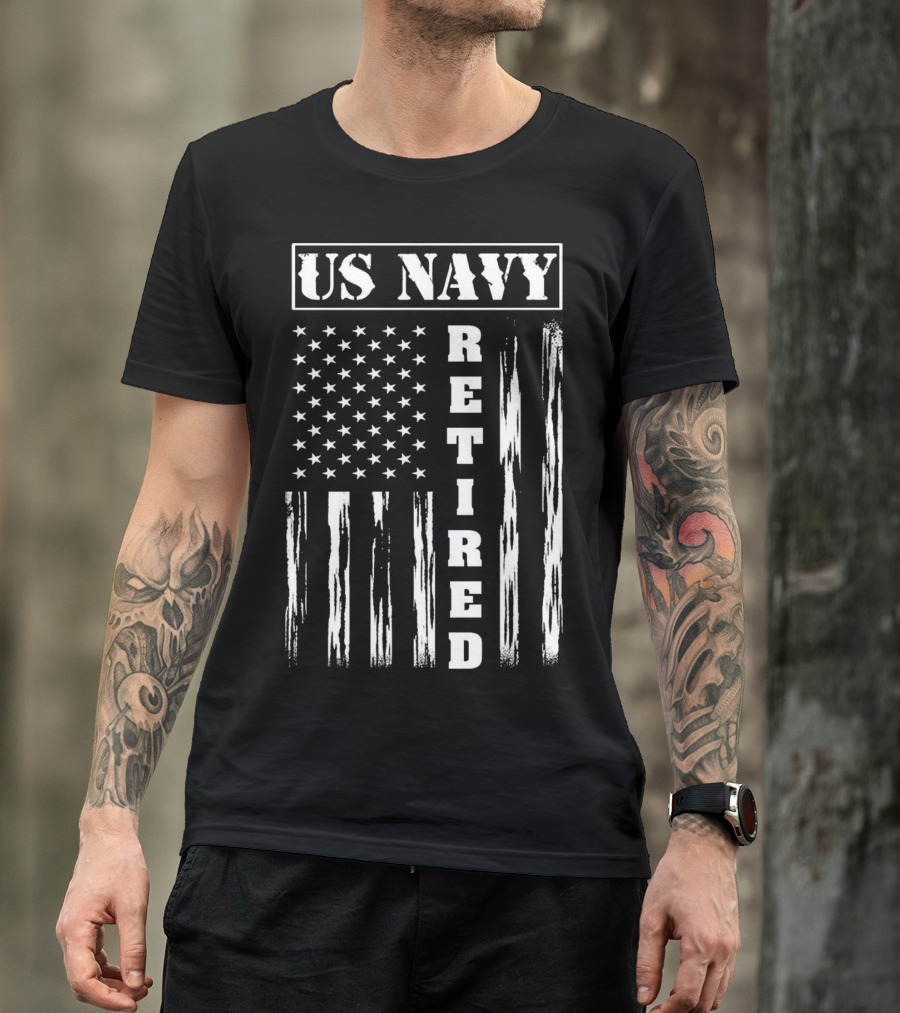 US NAVY Retired Distressed American Flag T-Shirt