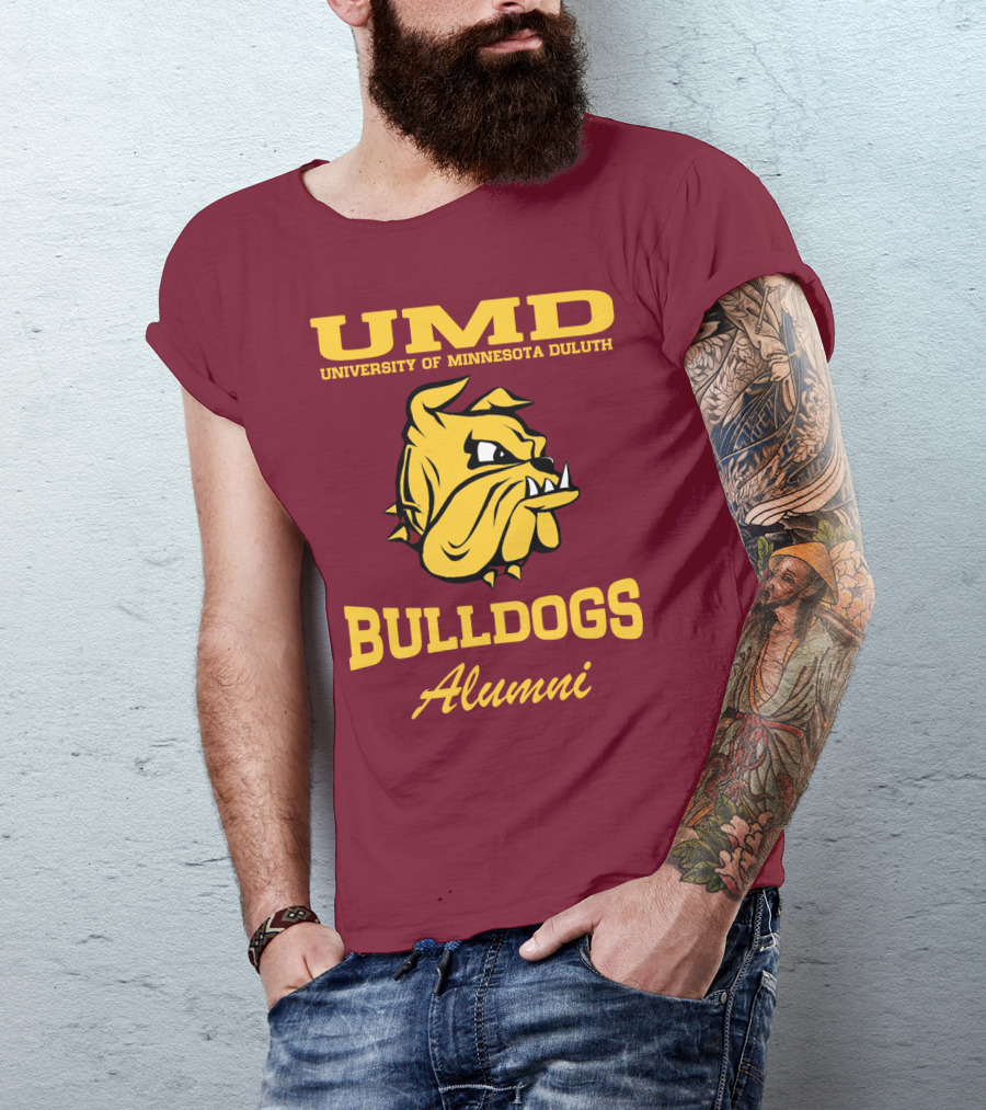UMD University Of Minnesota Duluth Bulldogs Alumni T-Shirt
