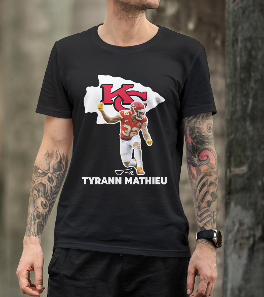 Tyrann Mathieu Kansas City Chiefs KC Football 32 Signature T-Shirt