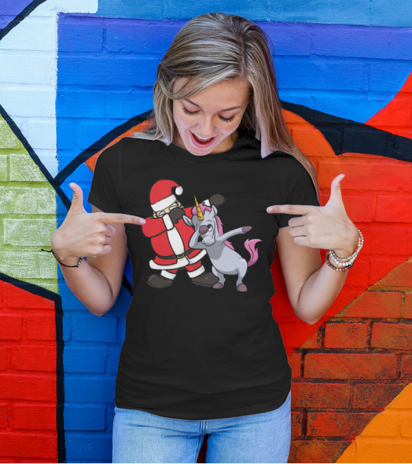 Funny Santa Claus Unicorn Dabbing Christmas Humor T-Shirt