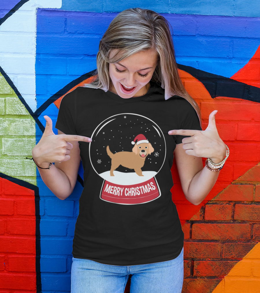 Golden Retriever In Santa Hat Merry Christmas Snowball Scene T-Shirt