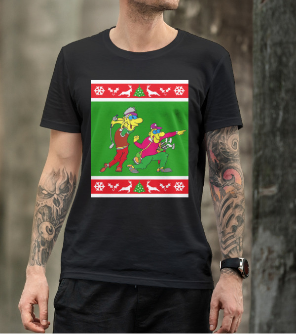 Golfer Present Ugly Christmas Golf Cartoons Snowflakes Reindeer Trees T-Shirt