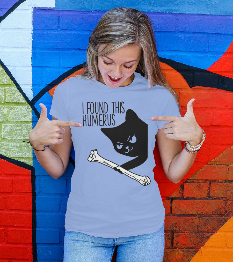 I Found This Humerus Cute Funny Black Cat Puns T-Shirt