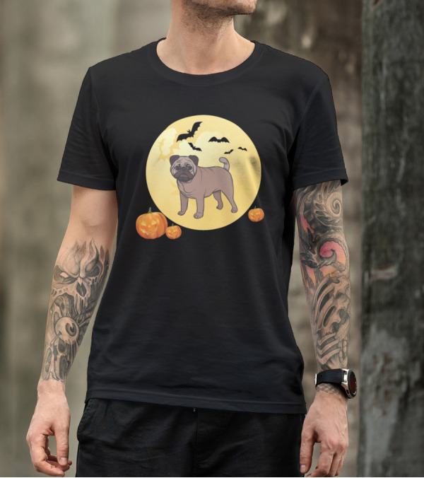 Pug Dog And Moon Halloween Pumpkin Bats T-Shirt