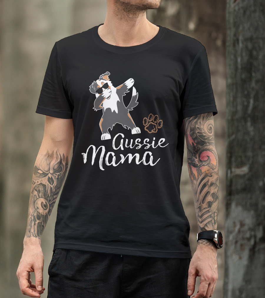 Funny Dabbing Aussie Mama Australian Shepherd Dog With Paw Prints T-Shirt