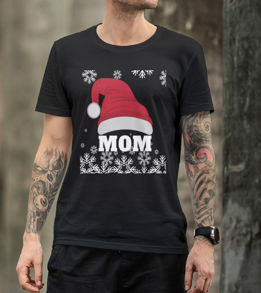 Mom Christmas Santa Hat Snowflakes T-Shirt