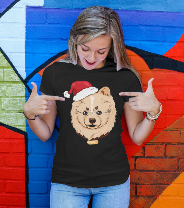 Pomeranian Dog In Christmas Hat T-Shirt