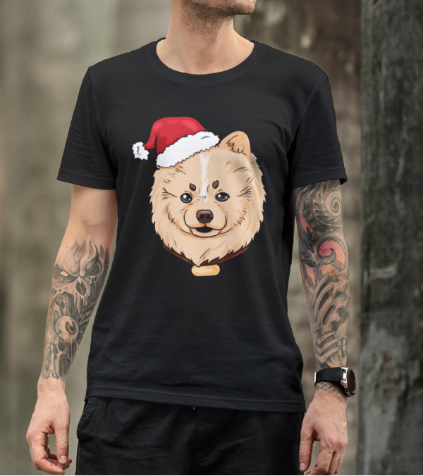 Pomeranian Dog In Christmas Hat T-Shirt