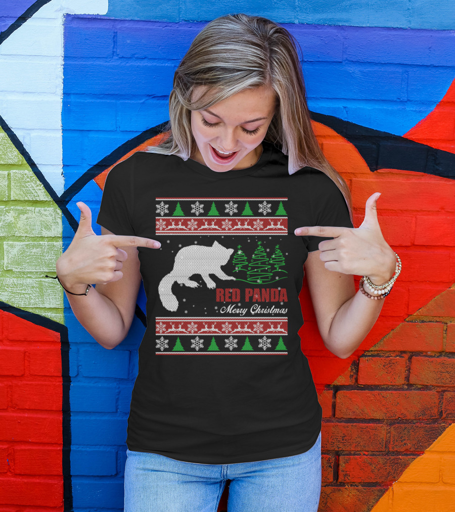 Red Panda Merry Christmas Winter Holiday Trees Snowflakes T-Shirt