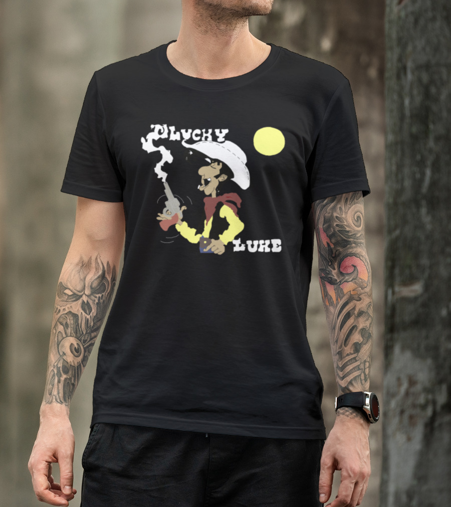 Lucky Luke Smoking Cowboy With Gun Under Yellow Sun T-Shirt
