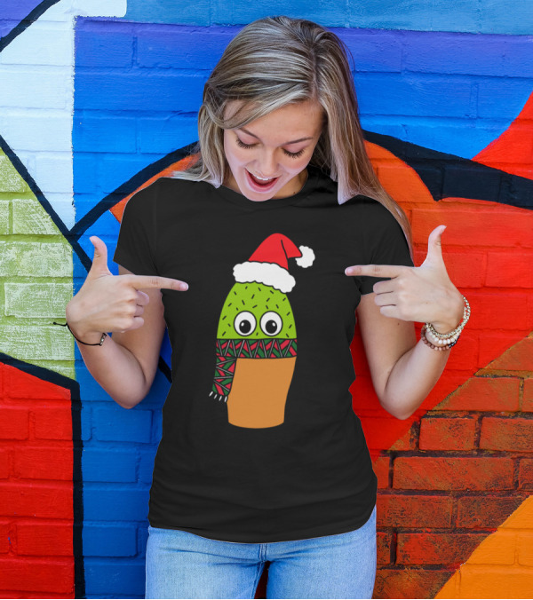 Cute Cactus With Santa Hat And Festive Christmas Scarf T-Shirt