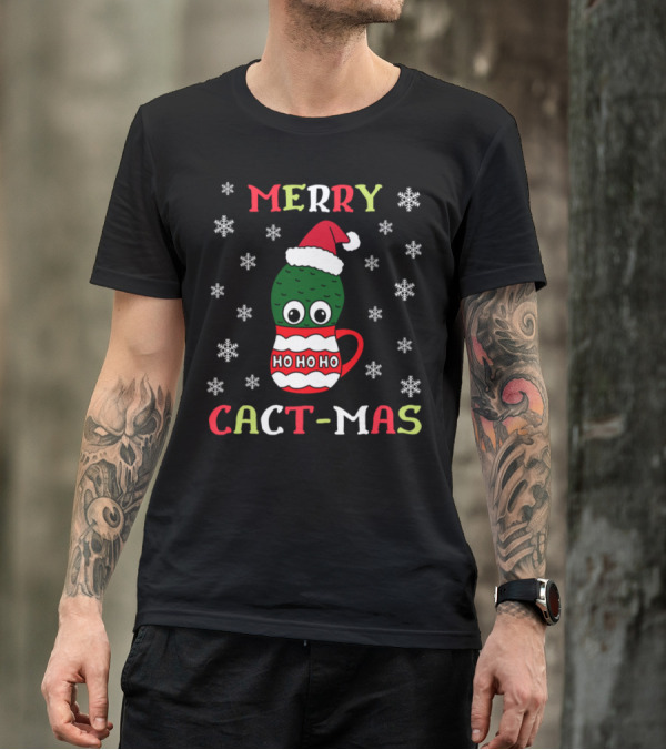 Merry Cact-Mas Cactus Santa Hat Ho Ho Ho Snowflakes T-Shirt