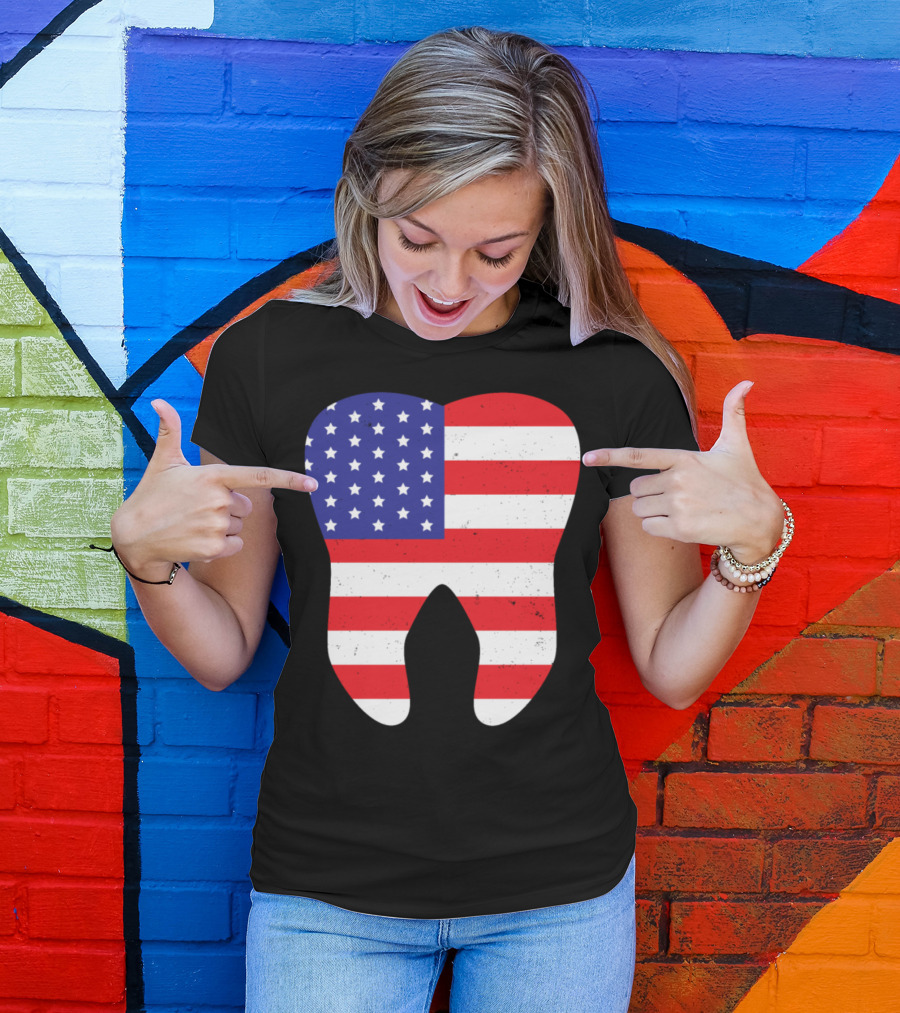 Patriotic USA Flag Tooth Dentist Dental T-Shirt