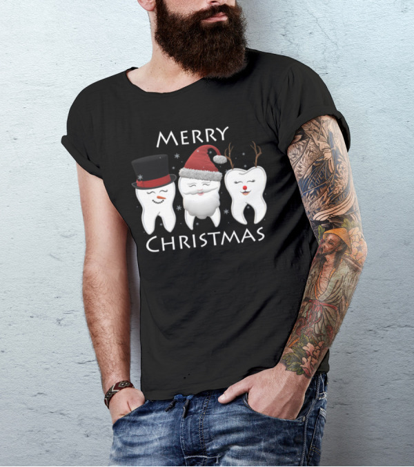 Merry Christmas Tooth Trio Santa Hat Reindeer Hat Top Hat T-Shirt