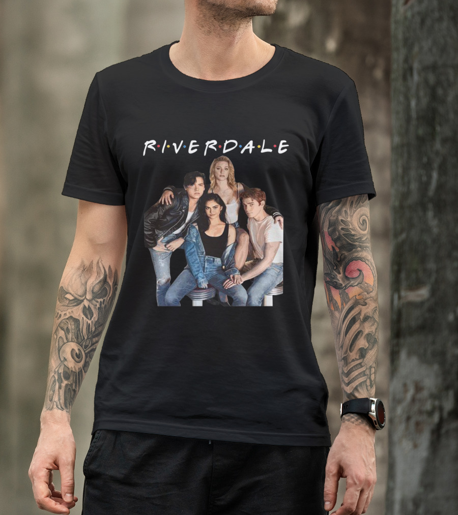 Riverdale Characters Sitting Pose With Friends Dots T-Shirt