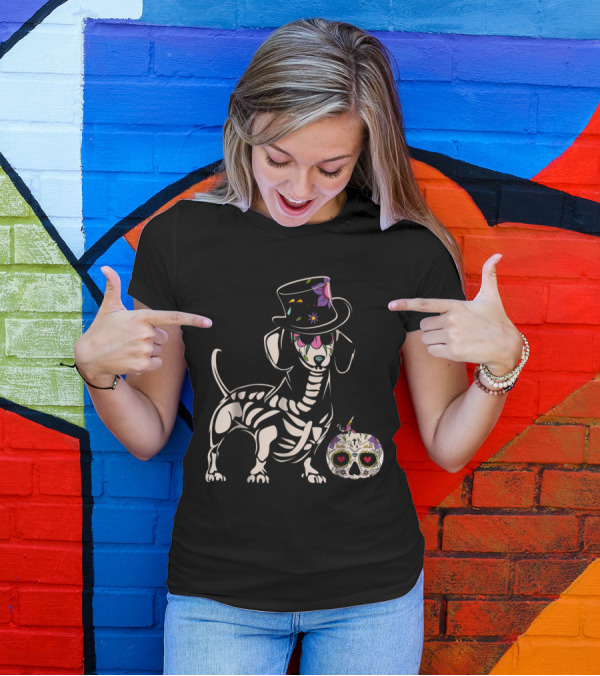 Day Of The Dead Dachshund Skull Art With Top Hat And Sugar Skull Balloon T-Shirt
