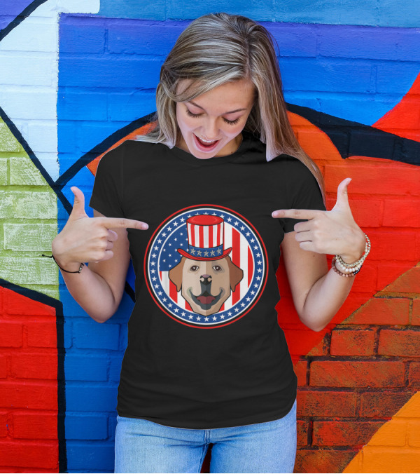Patriotic Labrador Retriever In Stars And Stripes Top Hat Circular Design 4th Of July American T-Shirt