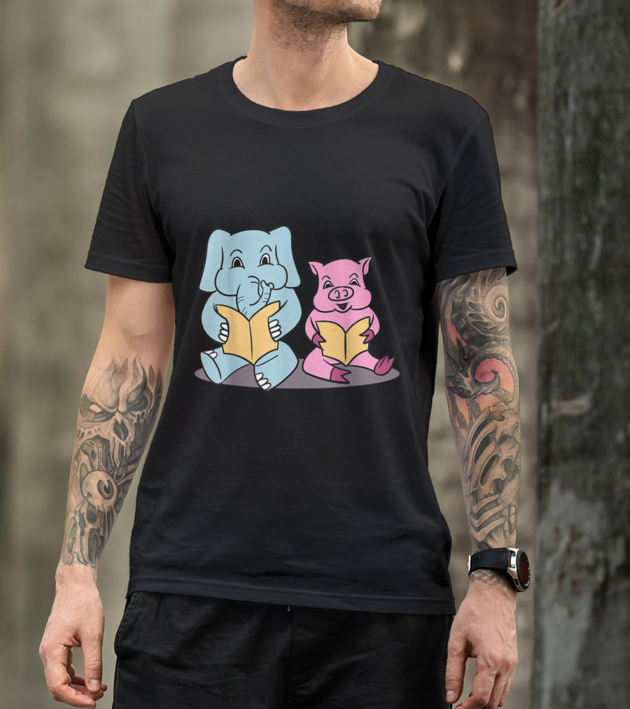 Pig And Elephant Friends Reading Together Joyfully T-Shirt