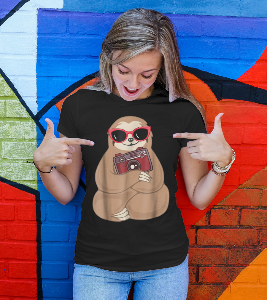 Sloth With Red Sunglasses Holding Retro Camera T-Shirt
