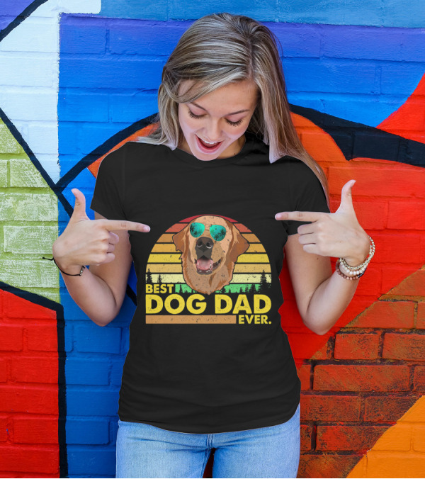 Best Dog Dad Ever Vintage Labrador Retreiver With Sunglasses Retro Sunset T-Shirt
