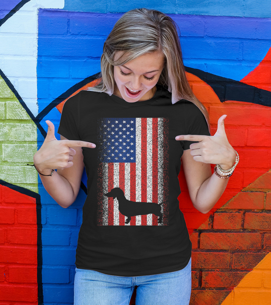 Vintage Dachshund Silhouette Patriotic American Flag T-Shirt